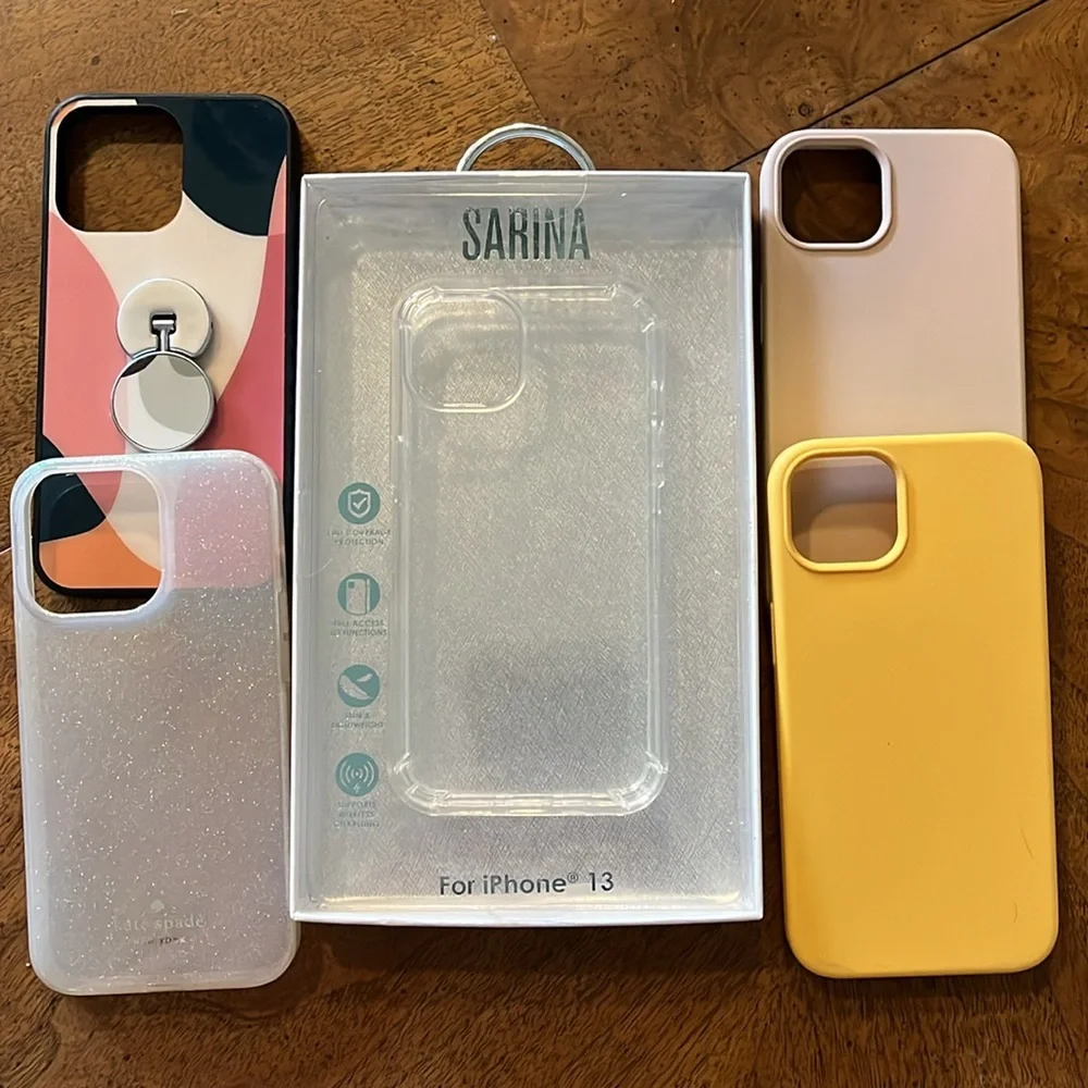 A bundle of 5 iPhone13 covers